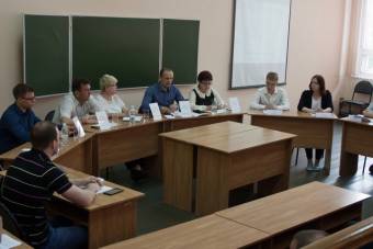 В Курской академии государственной и муниципальной службы прошла дискуссионная площадка «Диалог поколений».