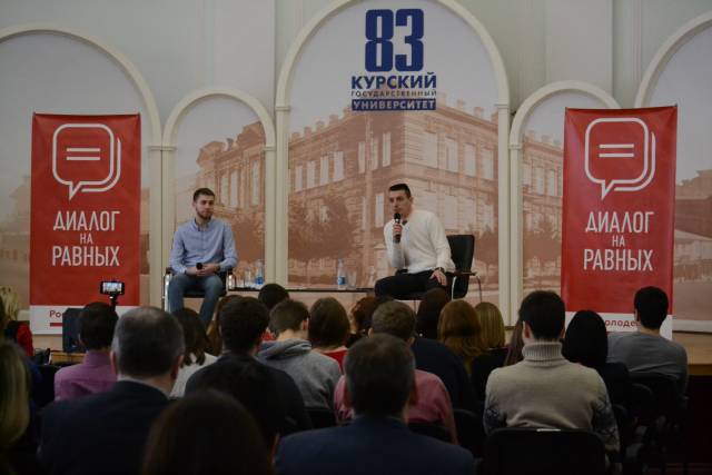 Владимир Гребенкин: «Молодежь сейчас живет в социальных сетях»