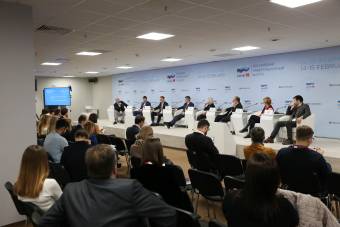 Опыт волонтеров Курской области отметили на Российском инвестиционном форуме