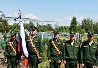 В Курской области перезахоронили останки погибшего во время Великой Отечественной войны солдата