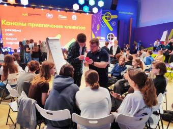 На Выставке-форуме «Россия» в Доме молодёжи начался сезон проектов трека Росмолодёжь.Бизнес